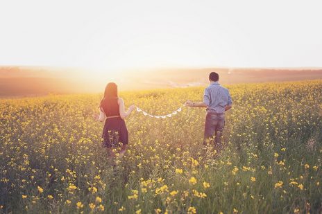 巳年生まれの性格と恋愛傾向