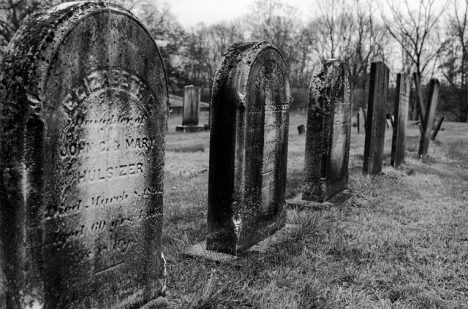 夢占い－墓・墓地の夢は何を意味するのか？