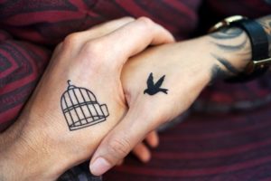 夢占い－タトゥー・刺青の夢は何を意味するのか？
