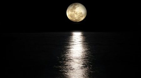 月の光がもつ不思議なパワー！月光浴の神秘