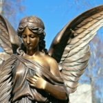 エンジェルナンバー「32」の意味とは？天使はあなたに何を告げようとしているのか？