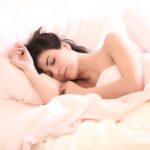 いつまでも眠たい？睡眠環境を整えましょう！