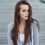 脱・友達以上恋人未満は「女性らしさ」を意識させて解決へ！