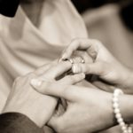 結婚したい人必見！風水と結婚線で占う結婚について