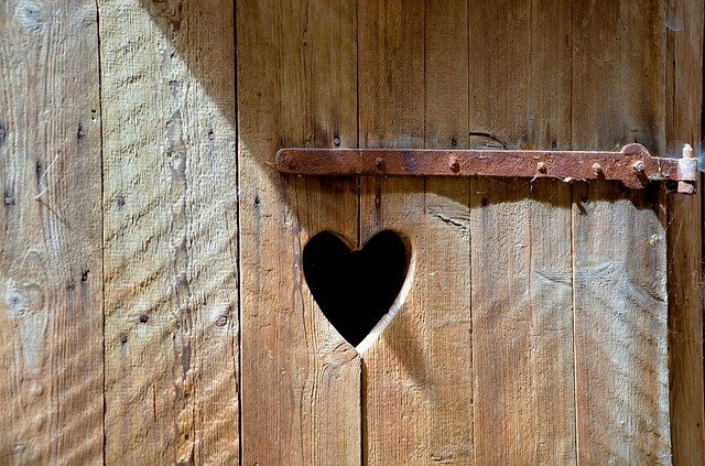 不幸体質な人の特徴4選と効果的な、不幸をはらうおまじないを紹介！