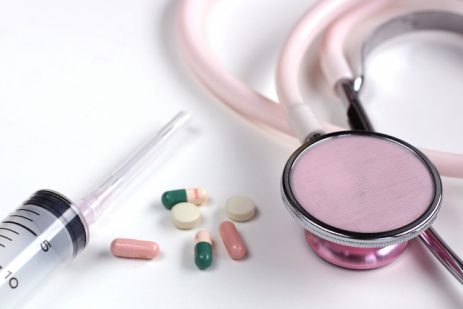 夢占い ? 血が印象的な夢が意味するものは？怪我や病気など