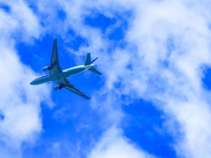 夢占い ? 空を飛ぶ夢の意味とは？