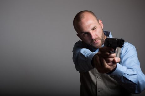 パターン別夢占い！銃の夢の意味