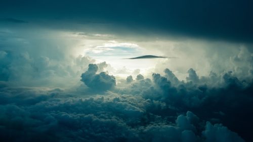 夢占い－嵐・台風の夢は何を意味するのか？