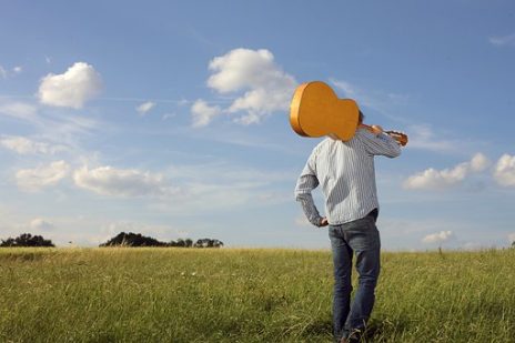 まじめだけでは生きにくい？人生を楽しみましょう！