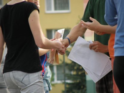 なぜ芸人から占い師に転向すると成功して人気者になれるのか