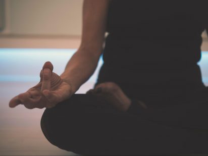 あの億万長者もやっている！瞑想を習慣にして最強の自分になろう