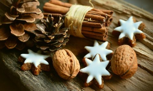 【星座別】クリスマスから年始にかけての恋愛運を解説