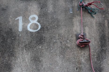 【誕生日占い】18日生まれの性格と恋愛の傾向は？