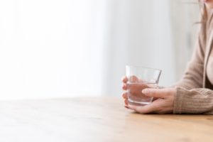 不安解消！誰でもできるレイキを使ったセルフヒーリング方法