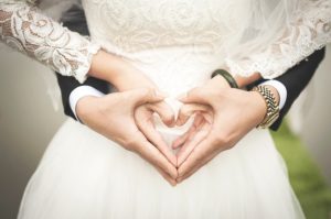 結婚に関するジンクス6選！星座別の魅力の上げ方も紹介