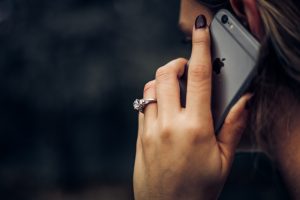 せめて声だけでも聞きたい！大好きな彼から電話がかかってくるおまじない