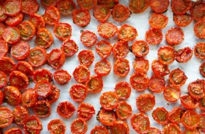 夏野菜は陰の食べ物が多い？食べ物の陰陽と冷えとり