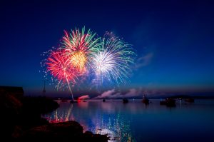 花火を見るだけで運気がアップする！？花火の起源やスピリチャル的な意味を紹介