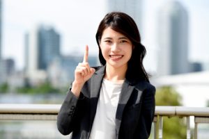 マウント女子の心理、対策方法2選を紹介！