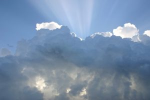 エンジェルナンバー「38」の意味とは？天使はあなたに何を告げようとしているのか？