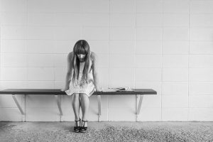 気持ちの整理が下手な人の特徴と解消法を解説